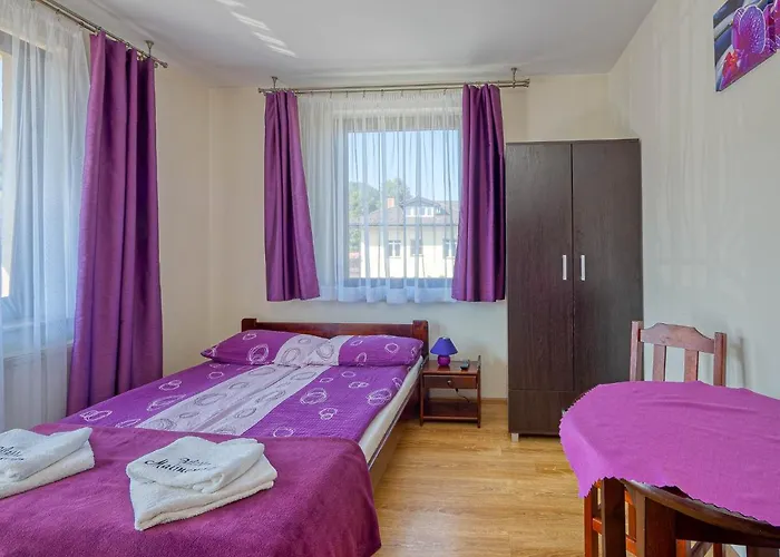 Malinowscy בית אירוח שצ'בניצה